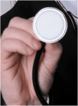 Holding Steth - diagnostic